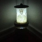 ΗΛΕΚΤΡΙΚΟ ΚΑΝΤΗΛΙ ΜΕ ΤΗΝ ΑΓΙΑ ΑΛΕΞΑΝΔΡΑ ΜΙΚΡΟ