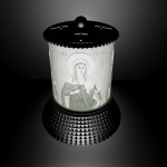 ΗΛΕΚΤΡΙΚΟ ΚΑΝΤΗΛΙ ΜΕ ΤΗΝ ΑΓΙΑ ΙΟΥΛΙΑ