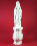 Άγαλμα Παναγίας σε καντήλι σιδηρούν λευκό