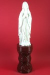 Άγαλμα Παναγίας σε καντήλι μωσαϊκό μπορντό