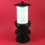 ΗΛΕΚΤΡΙΚΟ ΚΑΝΤΗΛΙ ΜΕ ΤΟΝ ΑΓΙΟ ΜΑΞΙΜΟ ΜΙΚΡΟ ΜΑΥΡΟ