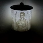 ΗΛΕΚΤΡΙΚΟ ΚΑΝΤΗΛΙ ΜΕ ΤΟΝ ΑΓΙΟ ΜΙΛΤΙΑΔΗ