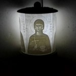 ΗΛΕΚΤΡΙΚΟ ΚΑΝΤΗΛΙ ΜΕ ΤΗΝ ΑΓΙΑ ΠΑΡΑΣΚΕΥΗ