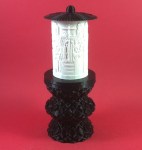 ΗΛΕΚΤΡΙΚΟ ΚΑΝΤΗΛΙ ΜΕ ΤΗΝ ΥΨΩΣΗ ΤΟΥ ΤΙΜΙΟΥ ΣΤΑΥΡΟΥ ΜΙΚΡΟ ΜΑΥΡΟ