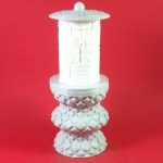 ΗΛΕΚΤΡΙΚΟ ΚΑΝΤΗΛΙ ΜΕ ΤΗΝ ΥΨΩΣΗ ΤΟΥ ΤΙΜΙΟΥ ΣΤΑΥΡΟΥ ΜΙΚΡΟ ΜΑΡΜΑΡΟ